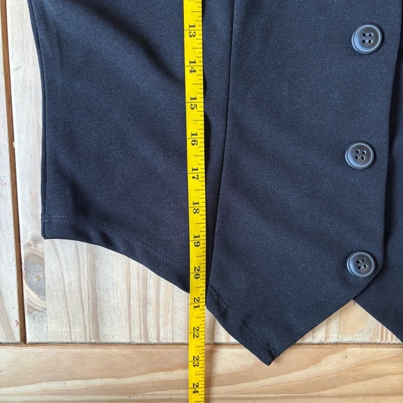 SHEIN Black Sleeveless Buttoned vest Blouse - Picture 7 of 8